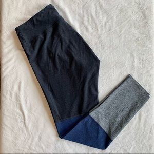 Outdoor Voices Tri-Color 7/8 Leggings Size Large